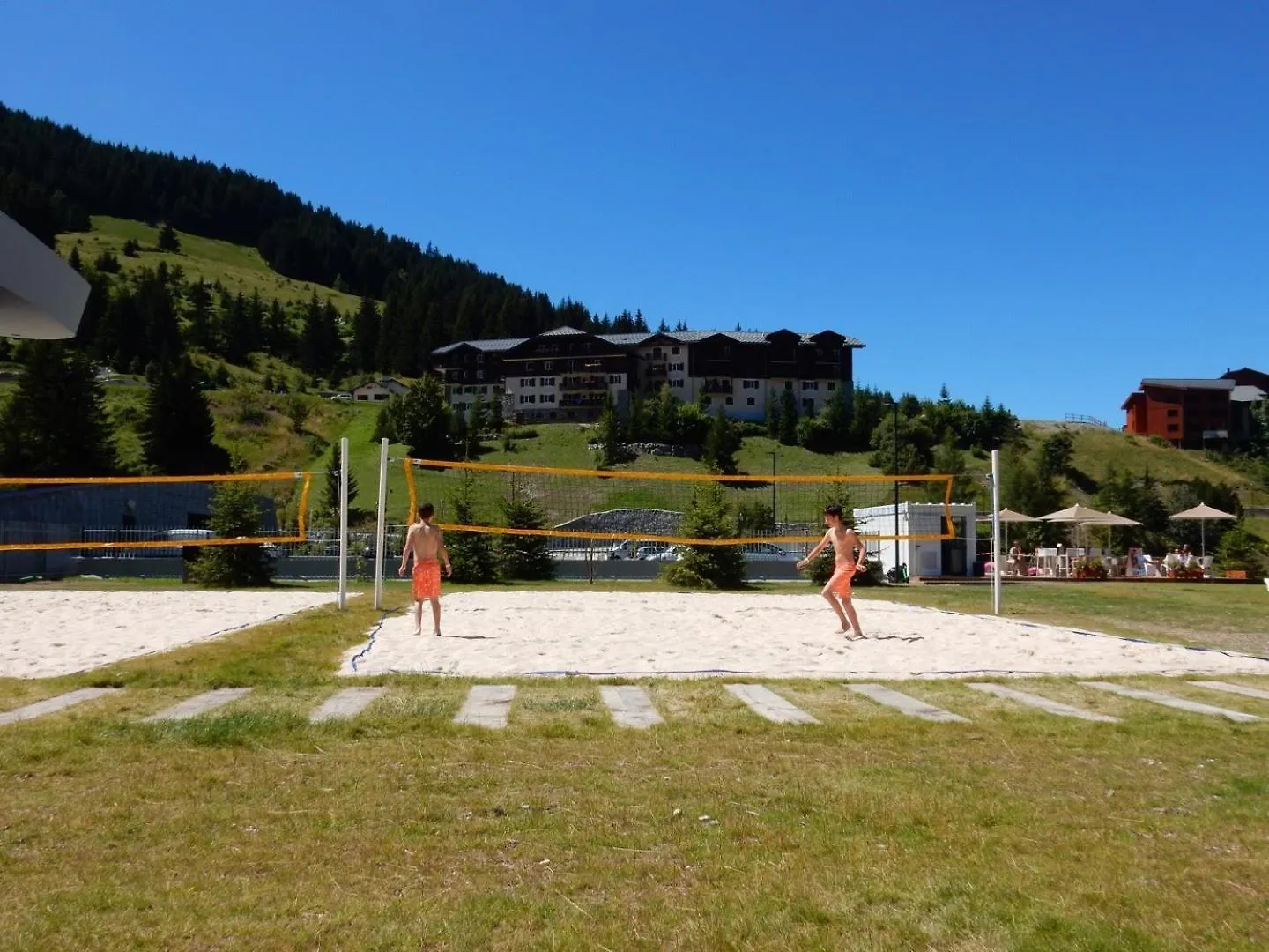 Chalet Cote Coeur, La Tania, With Outdoor Hot Tub And 7 Ensuite Rooms France